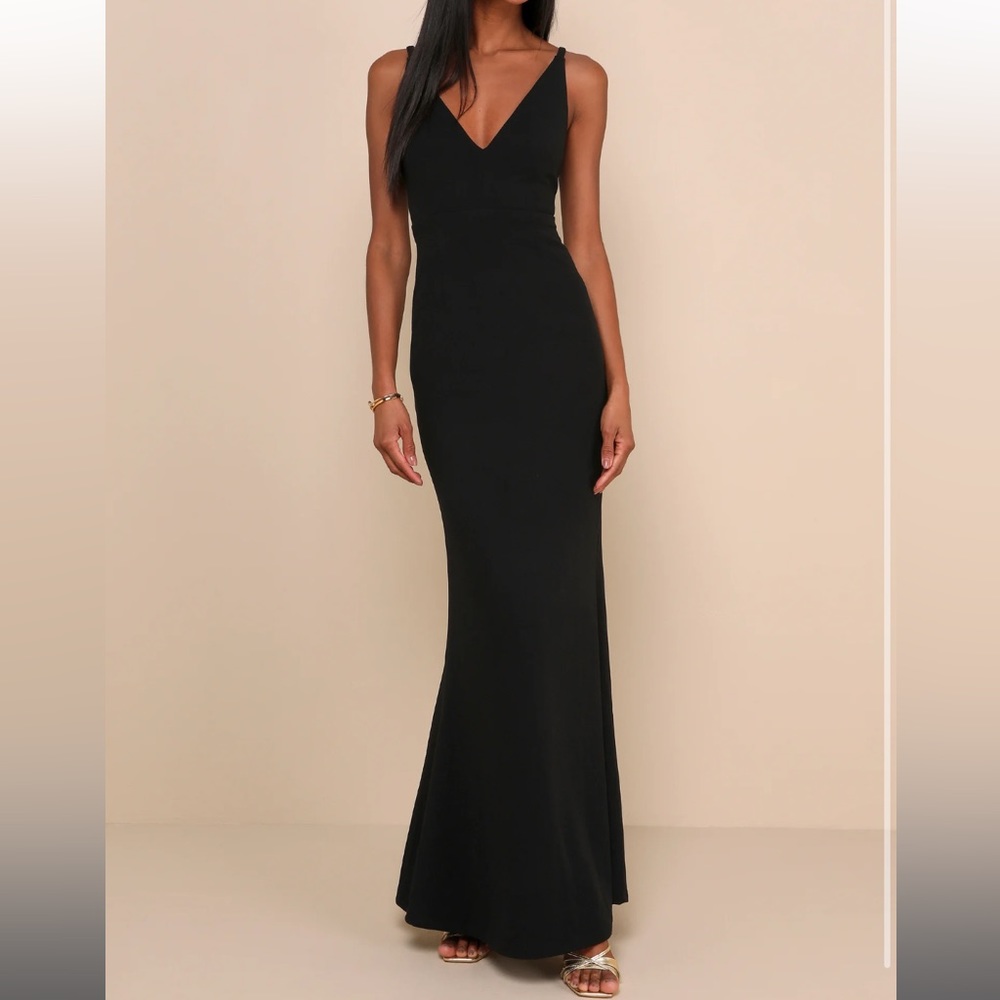 Lulu's Melora Black Sleeveless Maxi Dress